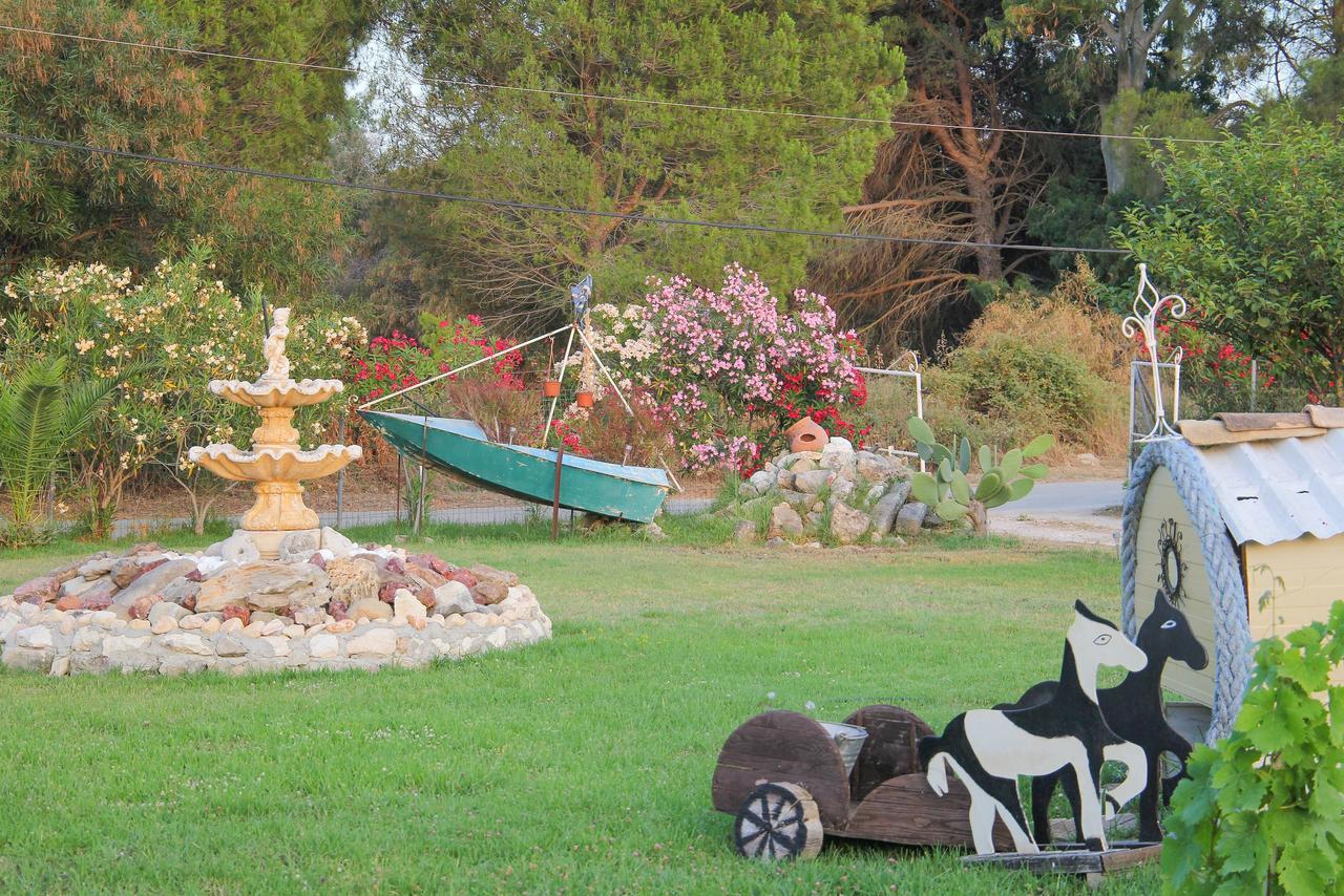Kouros Resort Kalamaki  Luaran gambar